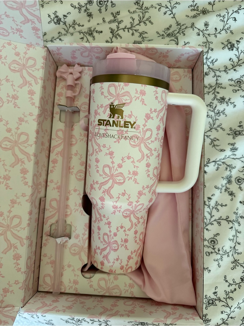 Authentic Stanley x LoveShackFancy Pink Bow Tumbler